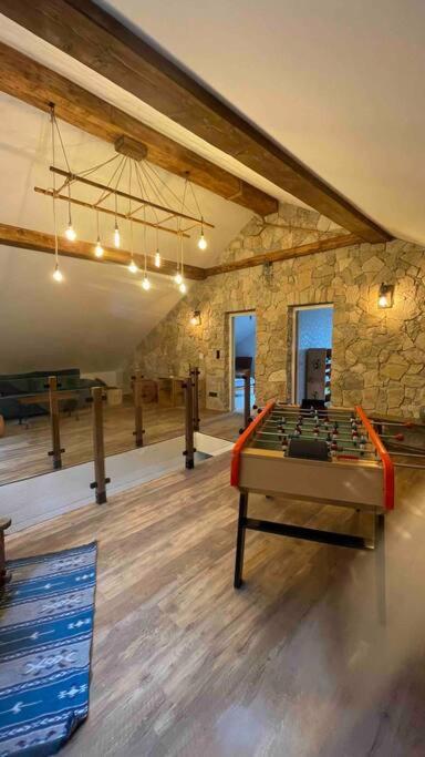 Gite Confort 15 Couchages, Vue Panoramique Montagne Hautes Alpes, Terrasses Embrun Buitenkant foto