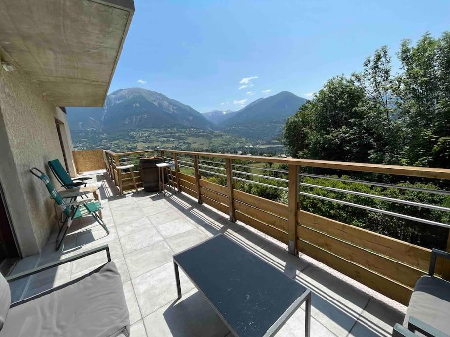 Gite Confort 15 Couchages, Vue Panoramique Montagne Hautes Alpes, Terrasses Embrun Buitenkant foto