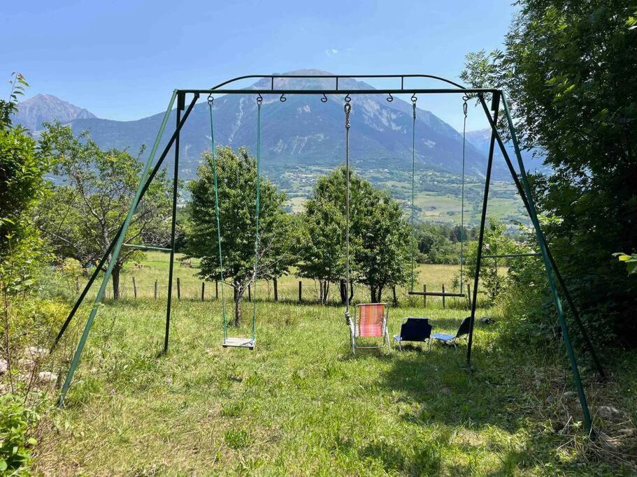 Gite Confort 15 Couchages, Vue Panoramique Montagne Hautes Alpes, Terrasses Embrun Buitenkant foto