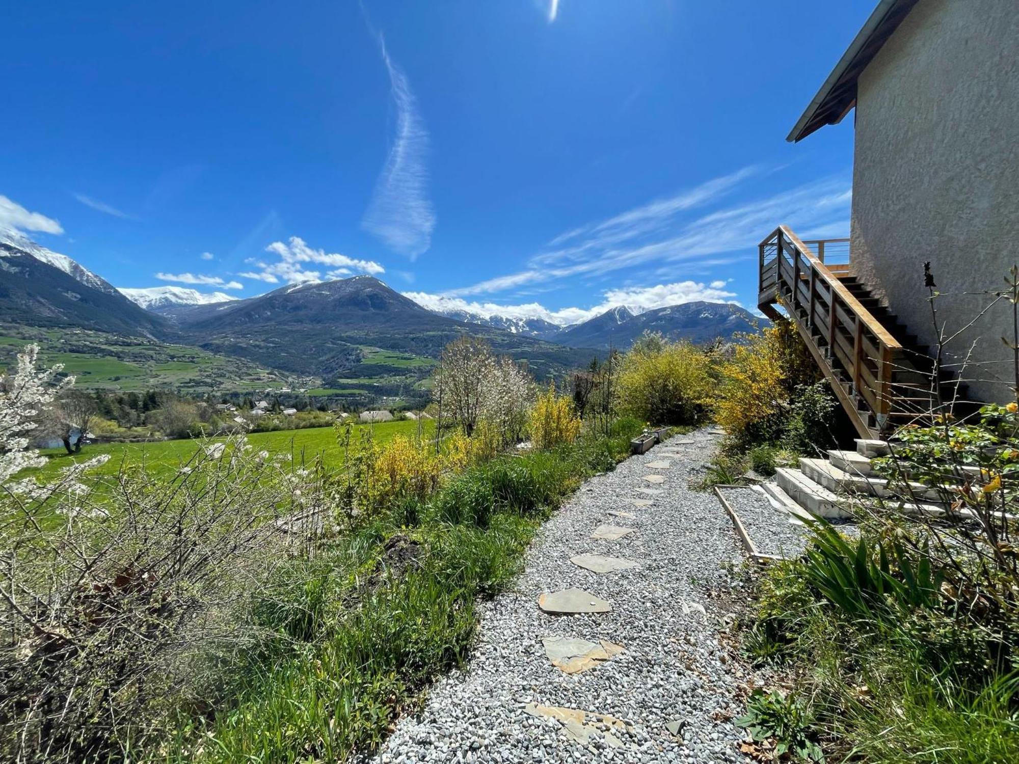 Gite Confort 15 Couchages, Vue Panoramique Montagne Hautes Alpes, Terrasses Embrun Buitenkant foto